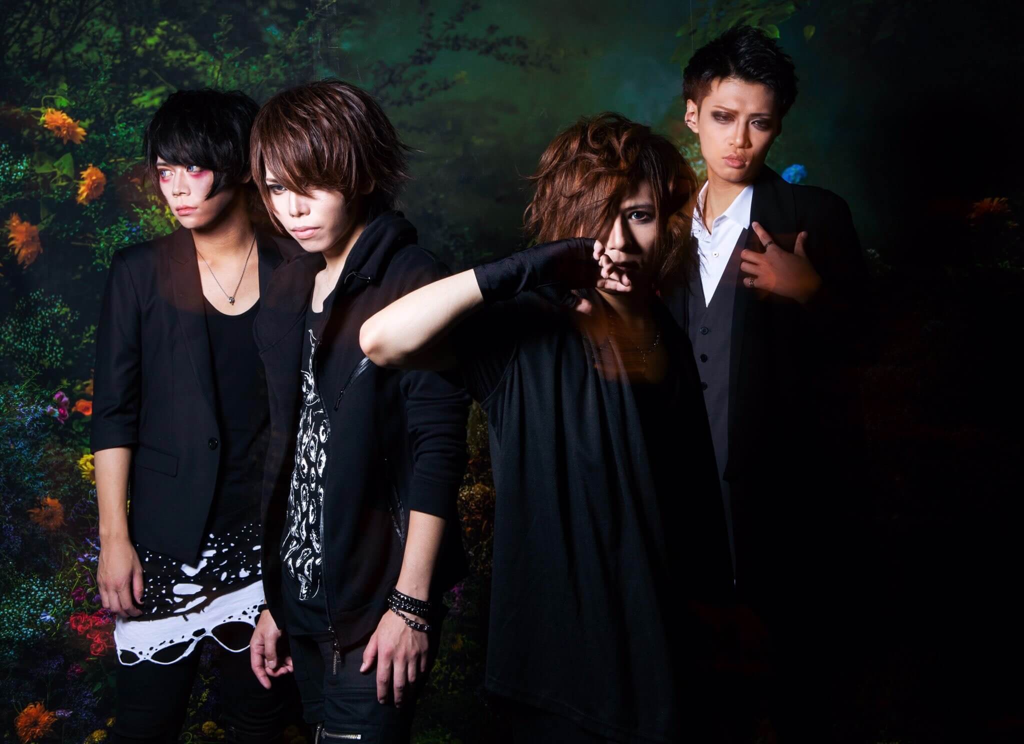 Vocalist Kyosuke secedes from REMAZE